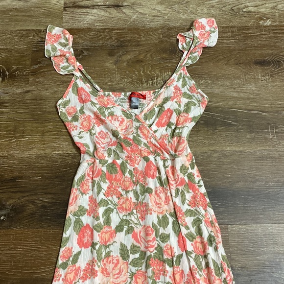 Hot Kiss BEAUTIFUL SUMMER DRESS - Picture 4 of 10